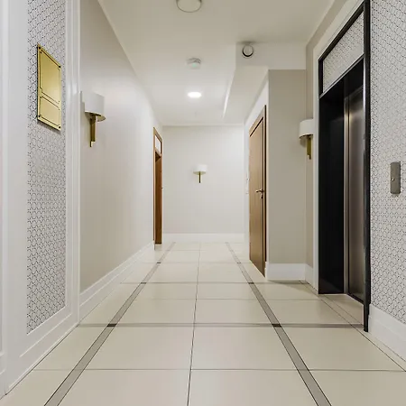 Cozy With Gym In The Center Апартаменты