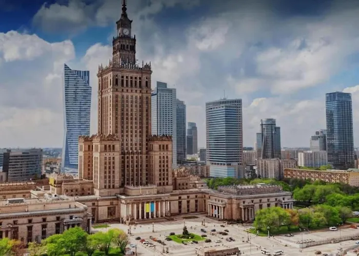 Cozy With Gym In The Center Warszawa