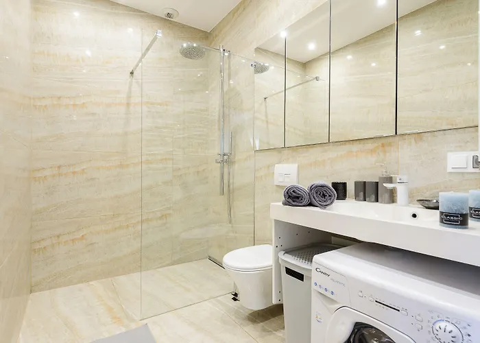 Cozy With Gym In The Center Apartament *