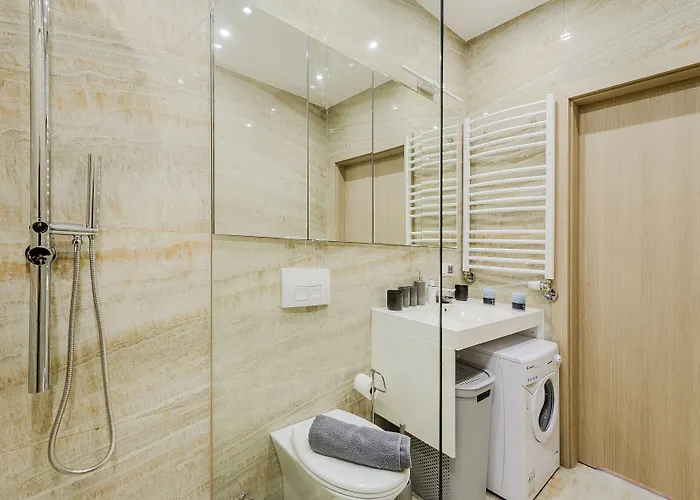 Cozy With Gym In The Center Apartament Warszawa