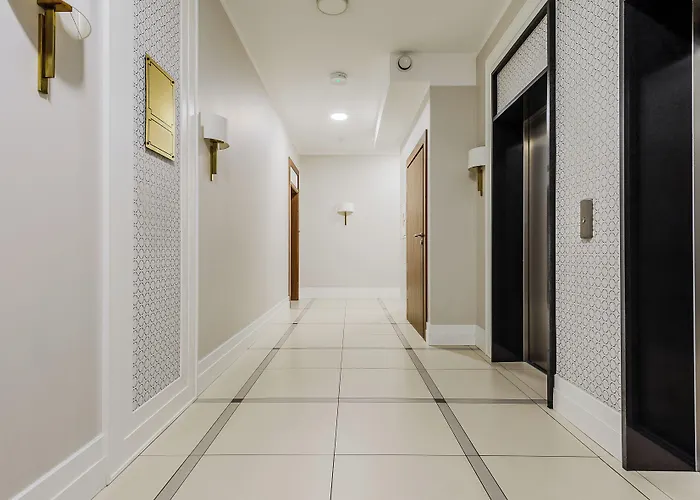 Cozy With Gym In The Center Apartament